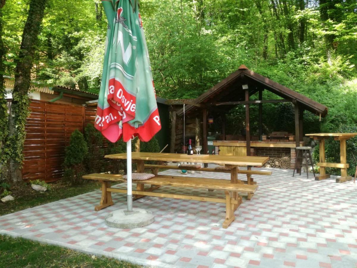 Holiday Home Mreznica Gornji Zvecaj Экстерьер фото